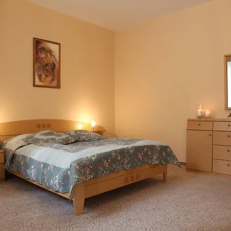 Riverside Thalia Lägenhet *