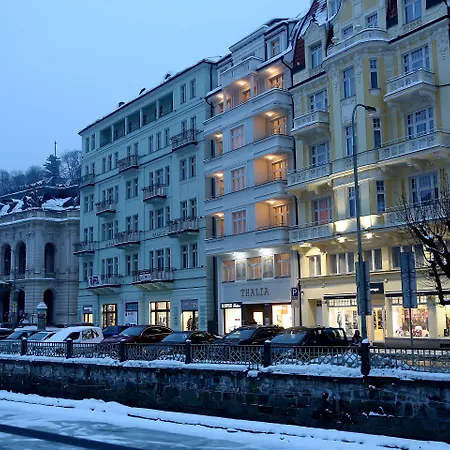 Lägenhet Riverside Thalia