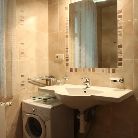 Riverside Thalia Lägenhet *